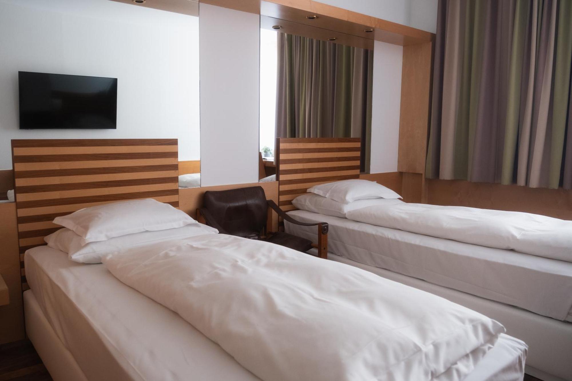City-hotel Hotel 4*
