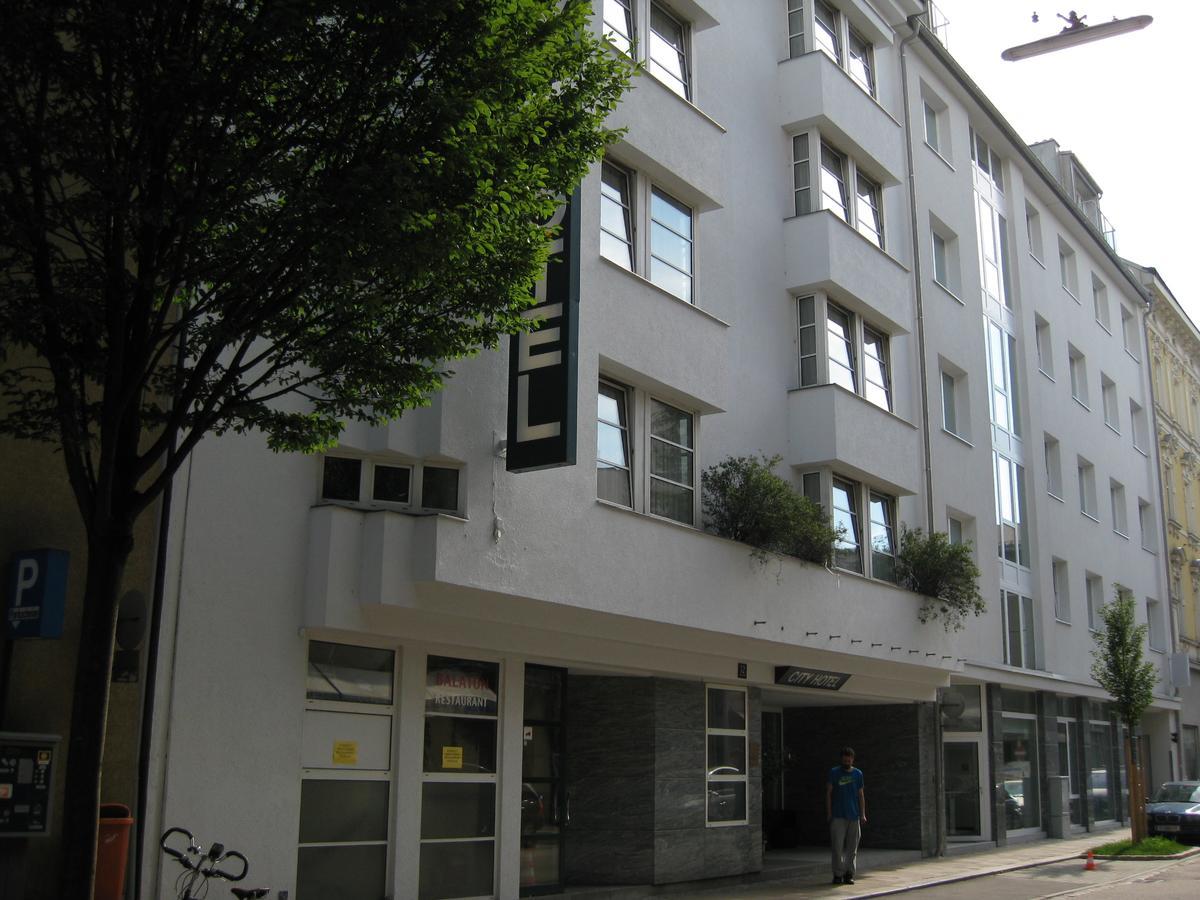 City-hotel Hotel 4*
